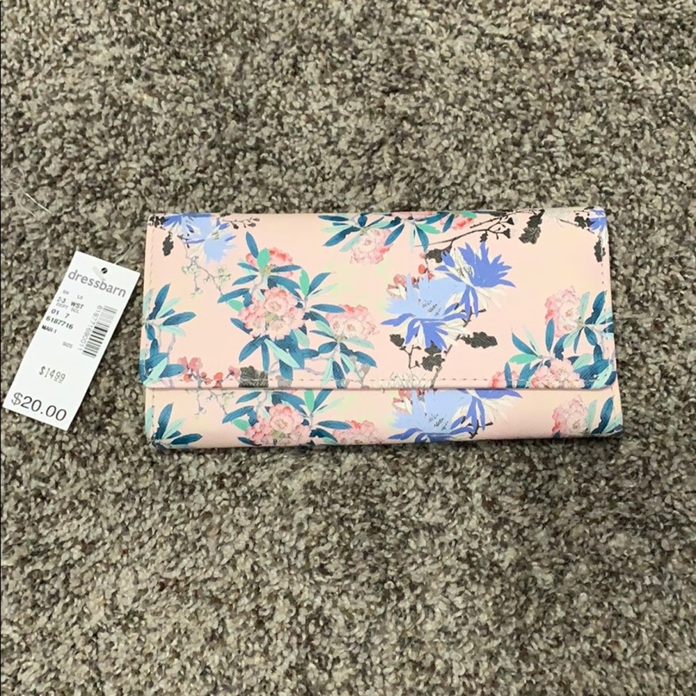 Dressbarn wallet